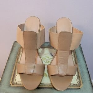 Charles by Charles David Tan Leather T Straps Size 9.5
